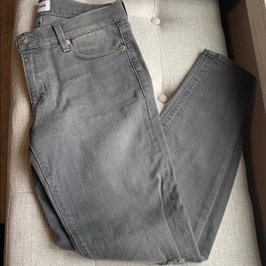 Hudson Skinny Jeans LIKE NEW